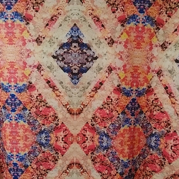 Lularoe LLR XXS Irma - Picture 2 of 3